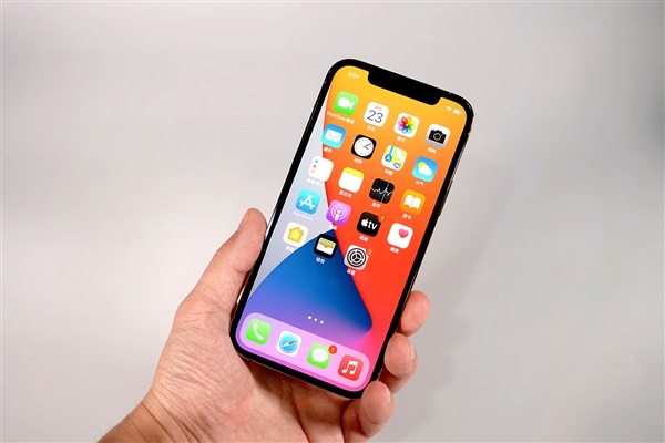 利通苹果手机维修分享iOS 14.2修订版已到，专属iPhone 12系列 
